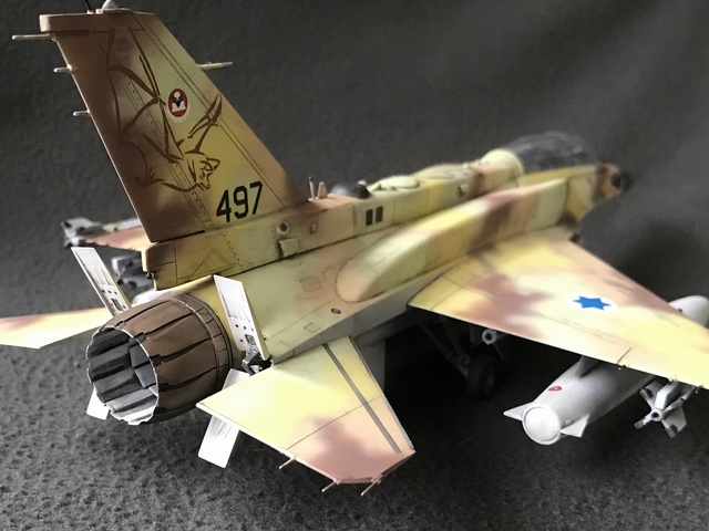ϥ 1/48 F-16i 饨